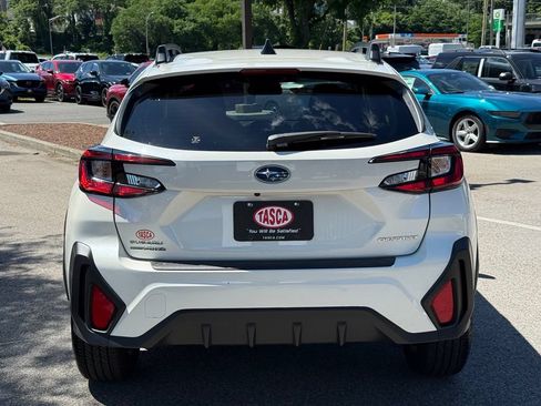 Used 2024 Subaru Crosstrek 2.0i Premium AWD/4WD image 9