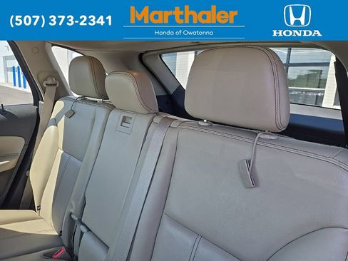 Used 2013 Ford Edge SEL FWD image 13
