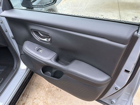 New 2027 Honda HR-V EX-L image 14