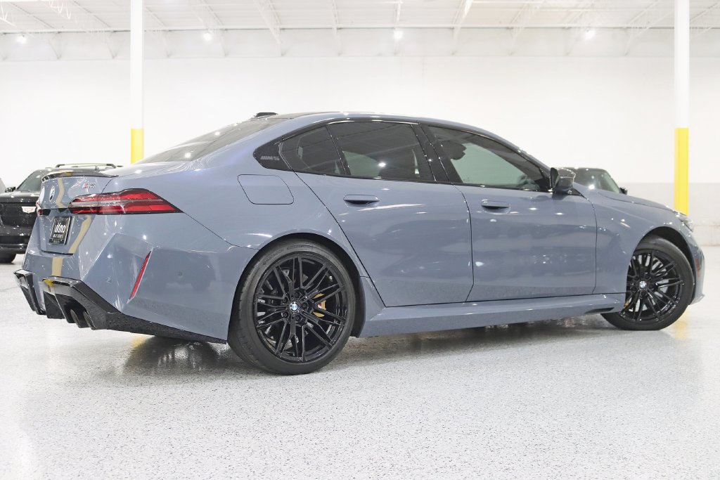 Used 2025 BMW M5 w/ Carbon Package AWD/4WD image 11