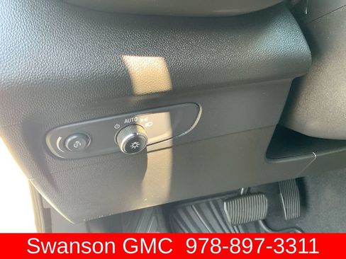 Certified 2023 Buick Envision Preferred w/ Premium Seat Package AWD/4WD image 19
