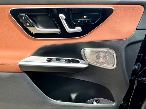 Certified 2023 Mercedes-Benz GLC 300 4MATIC image 33