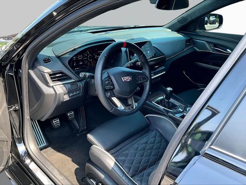 Used 2023 Cadillac CT4 V Blackwing w/ Technology Package RWD image 17