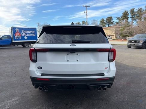 New 2026 Ford Explorer ST w/ Sun And Sound Package image 6