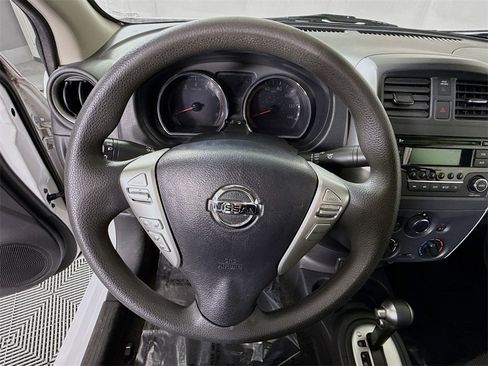 Used 2017 Nissan Versa SV image 17
