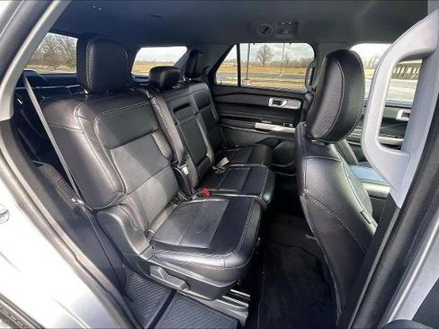 Certified 2023 Ford Explorer Limited image 16