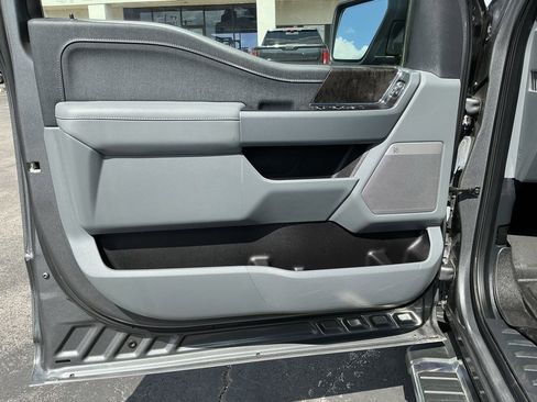 Used 2022 Ford F150 Lariat w/ Equipment Group 501A Mid image 79