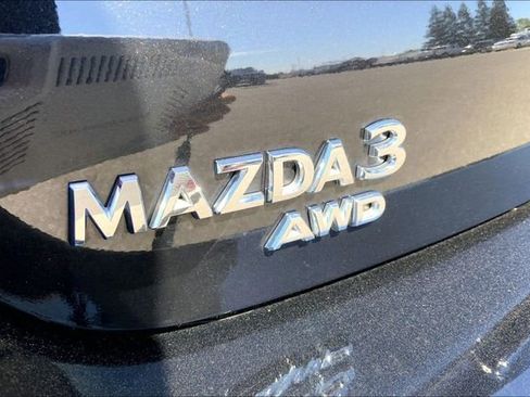 Used 2022 MAZDA MAZDA3 s AWD/4WD image 8