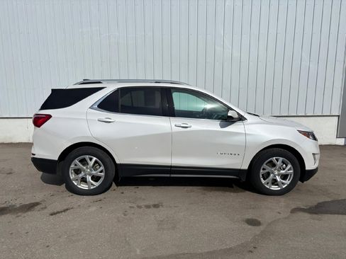Used 2020 Chevrolet Equinox LT image 8