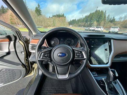 Used 2021 Subaru Outback Touring image 10