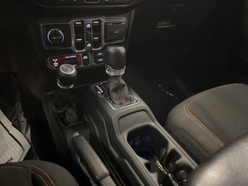 Used 2023 Jeep Gladiator Mojave image 29