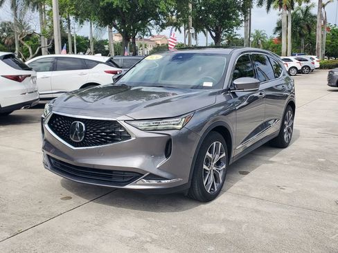 Used 2024 Acura MDX FWD w/ Technology Package image 3