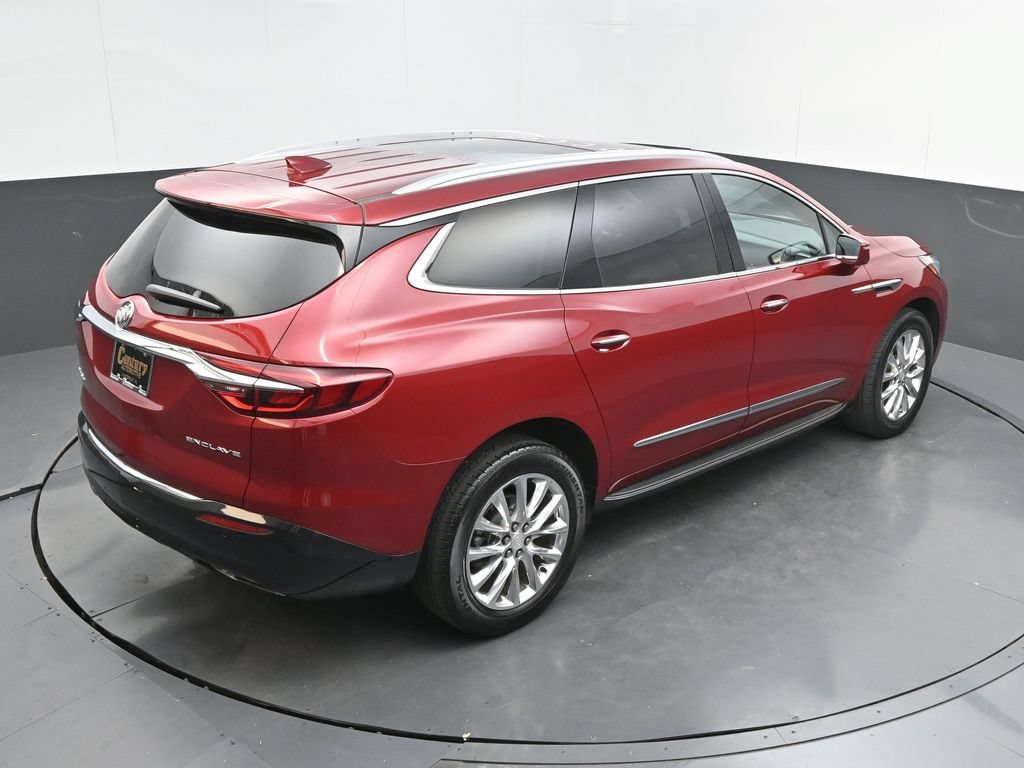 Used 2018 Buick Enclave Premium w/ LPO, Hit The Road Package FWD image 39