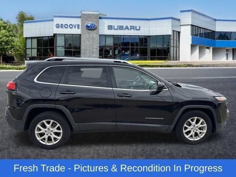 Used 2015 Jeep Cherokee Latitude w/ Comfort/Convenience Group AWD/4WD image 6