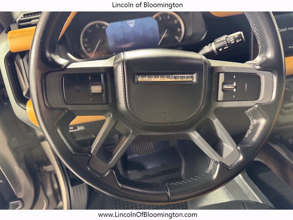Used 2023 Land Rover Defender 110 X-Dynamic SE AWD/4WD image 19