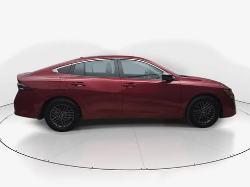 New 2026 Nissan Sentra SV w/ SV Convenience Package FWD image 3