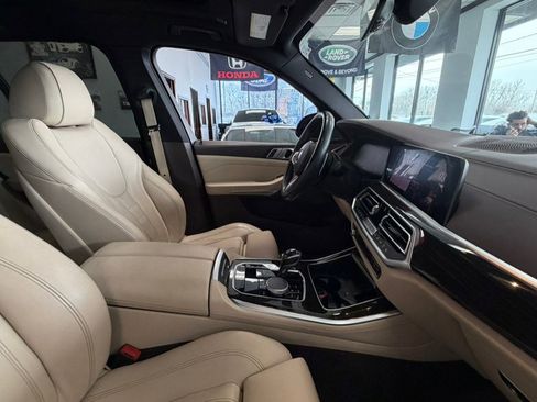 Used 2019 BMW X5 xDrive40i w/ M Sport Package image 37