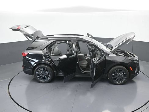Used 2023 Chevrolet Equinox RS FWD image 66