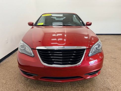 Used 2013 Chrysler 200 S FWD image 8