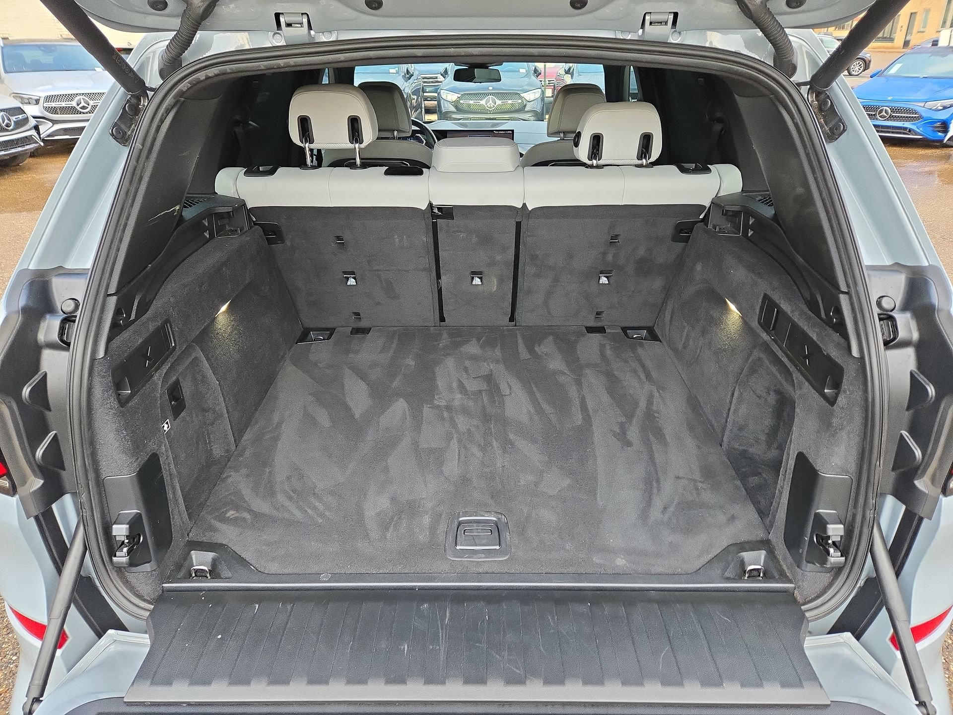 Used 2024 BMW X5 xDrive40i w/ M Sport Package AWD/4WD image 12