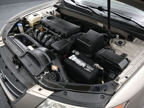 Used 2010 Hyundai Sonata GLS image 39