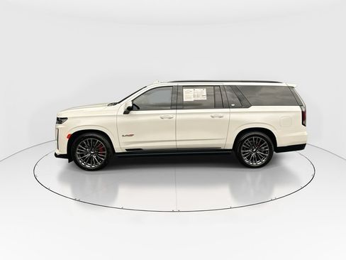 Used 2024 Cadillac Escalade ESV V w/ LPO, Floor Liner Package AWD/4WD image 5