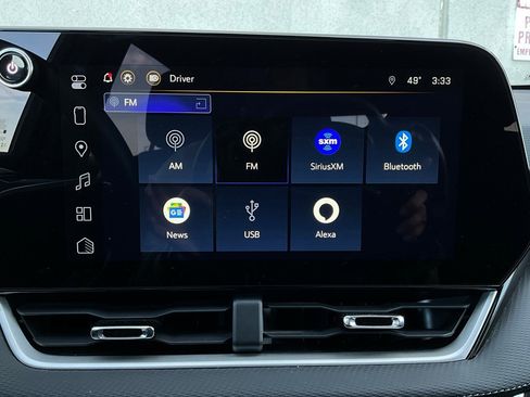 Used 2025 Chevrolet Equinox LT image 29