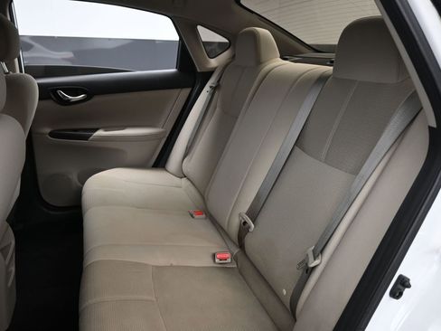 Used 2017 Nissan Sentra S FWD image 10
