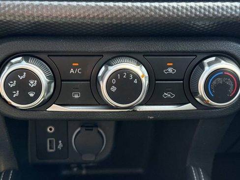 Used 2019 Nissan Kicks S w/ Exterior Package image 22