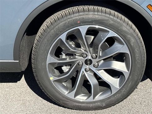 New 2026 Lincoln Aviator Reserve image 9