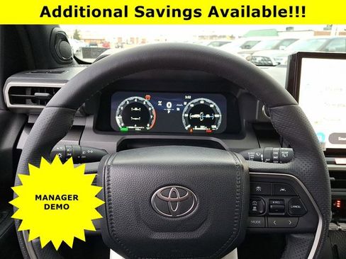 New 2025 Toyota 4Runner Limited AWD/4WD image 16