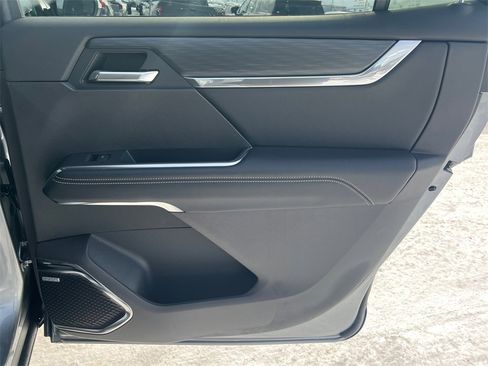 New 2026 GMC Acadia Elevation image 34