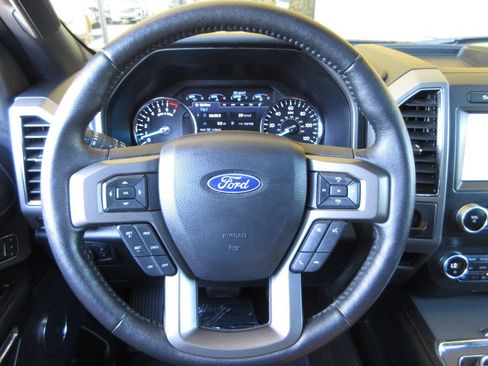 Used 2020 Ford Expedition XLT w/ Equipment Group 202A RWD image 15