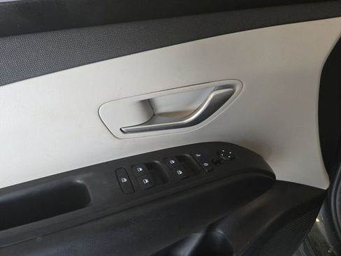 Used 2023 Hyundai Tucson SEL w/ Convenience Package FWD image 13