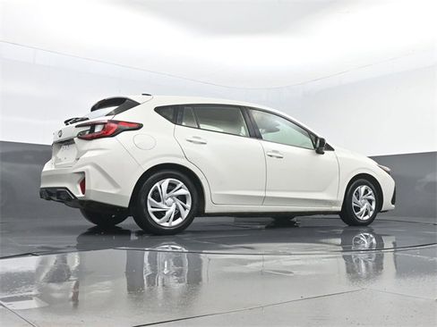 Used 2024 Subaru Impreza 2.0i image 21