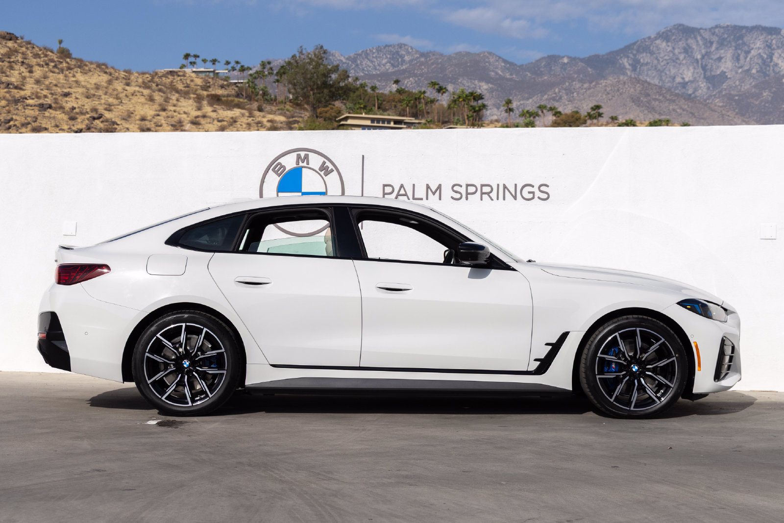 New 2026 BMW i4 eDrive40 w/ M Sport Package RWD image 6