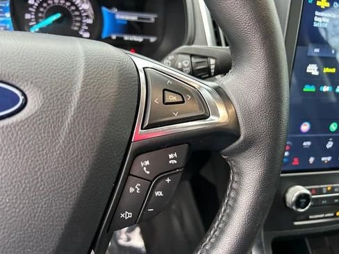 Used 2024 Ford Edge Titanium AWD/4WD image 18