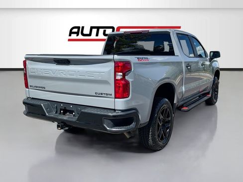Used 2024 Chevrolet Silverado 1500 Custom Trail Boss AWD/4WD image 7