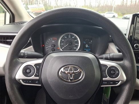 Certified 2021 Toyota Corolla LE w/ Carpet Mat Package (TMS) image 17