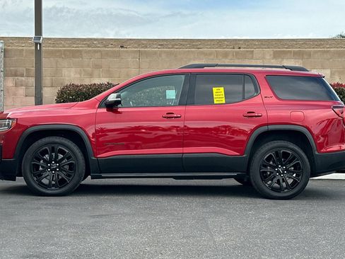 Certified 2022 GMC Acadia SLT w/ Elevation Edition image 7