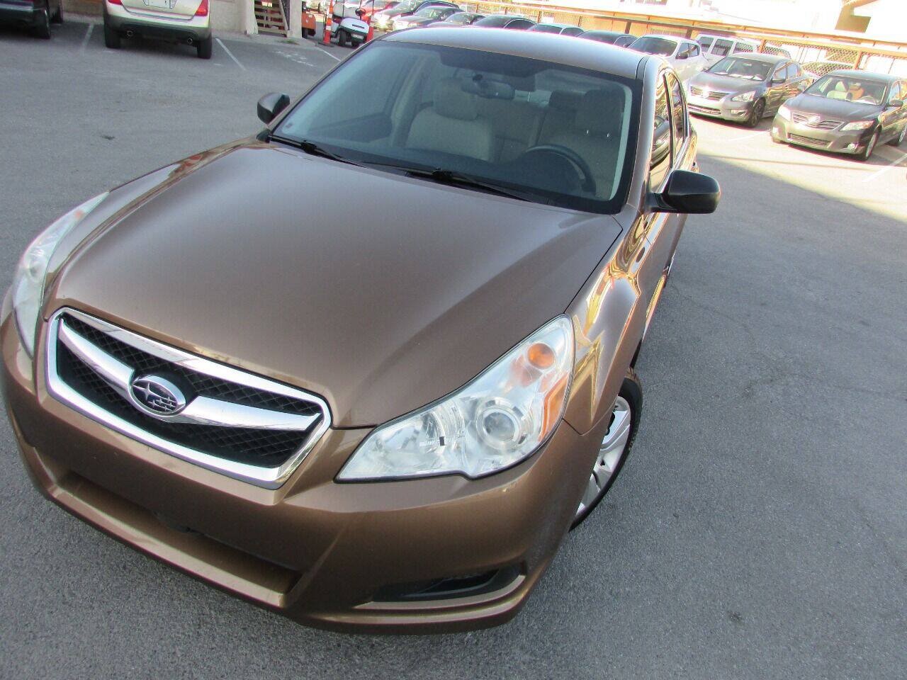 Used 2011 Subaru Legacy 2.5i AWD/4WD image 16
