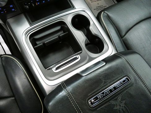 Used 2017 RAM 1500 Limited image 32