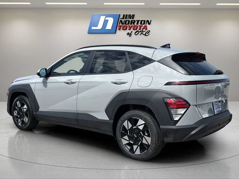 Used 2025 Hyundai Kona SEL FWD image 7