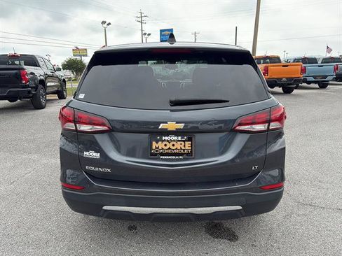 Used 2023 Chevrolet Equinox LT FWD image 7