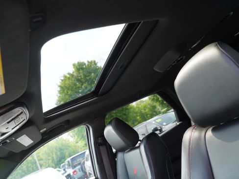 Used 2024 Dodge Durango GT AWD/4WD image 30