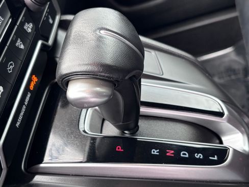 Used 2018 Honda CR-V Touring image 33