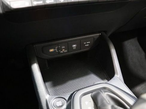 Used 2025 Kia K4 FWD image 27