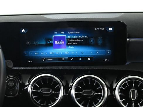 Used 2022 Mercedes-Benz A 220 image 13