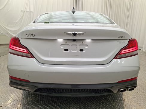 Used 2019 Genesis G70 2.0T Advanced RWD image 14
