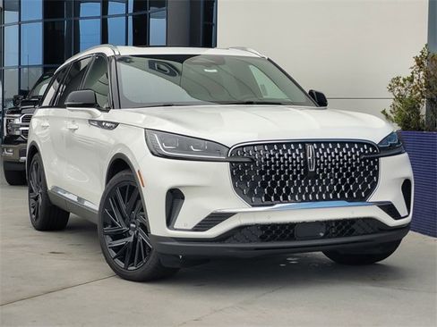 New 2026 Lincoln Aviator Reserve image 1
